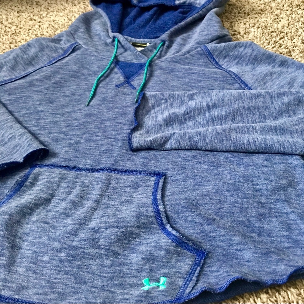 Blue and teal Under Armour crop light jacket